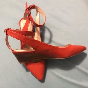 Nine west small wedge